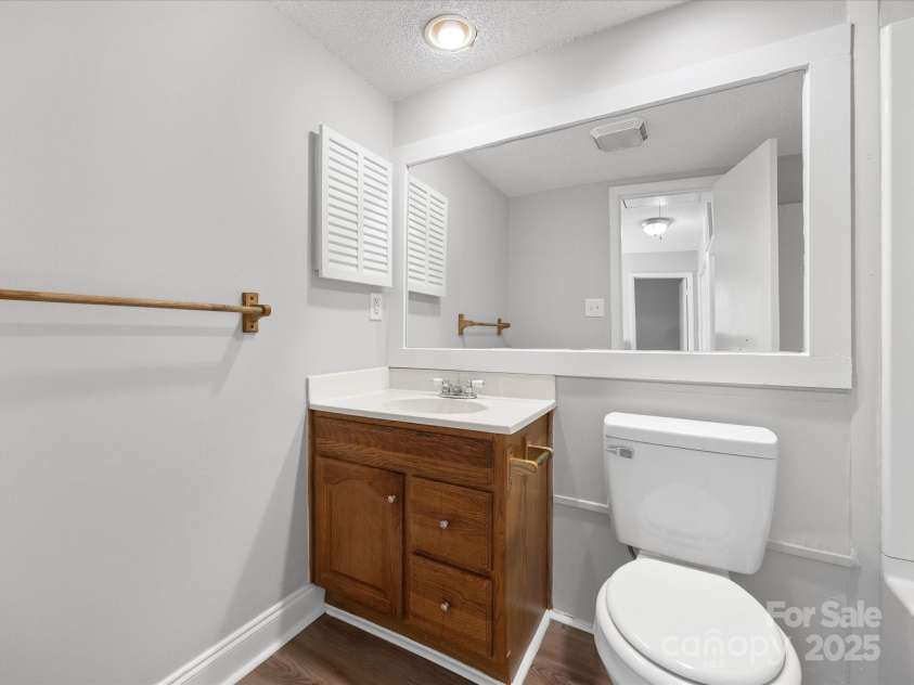 7415 Mystic Lane, Charlotte, NC 28227.  MLS# CAR4231227, YatesRealty ID 17118. 