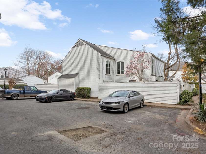 7415 Mystic Lane, Charlotte, NC 28227.  MLS# CAR4231227, YatesRealty ID 17118. 