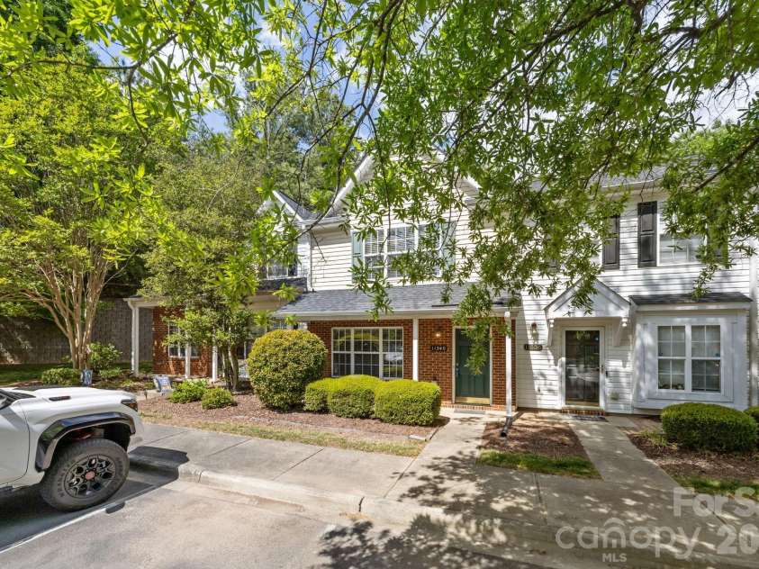 11540 Briddle Hall Court, Charlotte, NC 28214.  MLS# CAR4372914, YatesRealty ID 17119. 