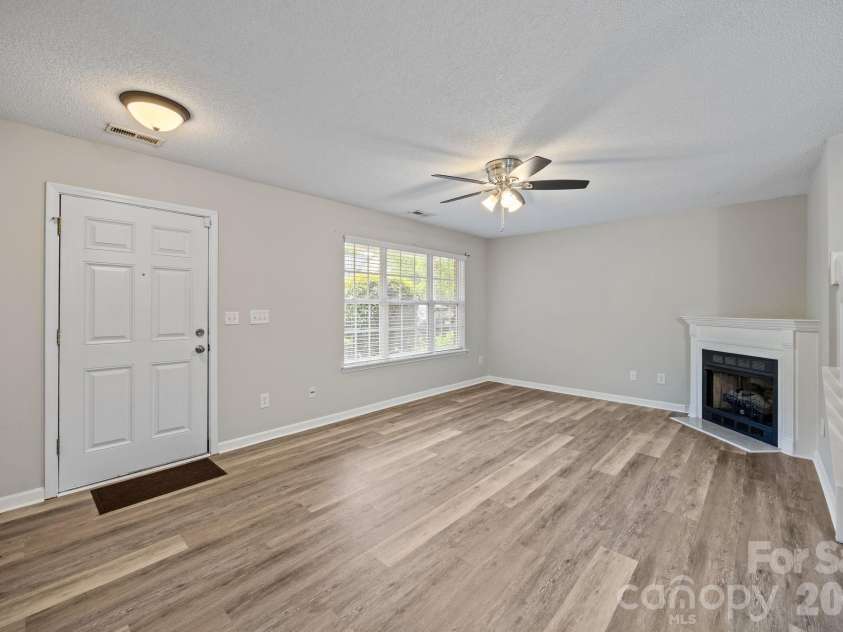 11540 Briddle Hall Court, Charlotte, NC 28214.  MLS# CAR4372914, YatesRealty ID 17119. 