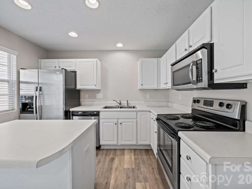 11540 Briddle Hall Court, Charlotte, NC 28214.  MLS# CAR4372914, YatesRealty ID 17119. 