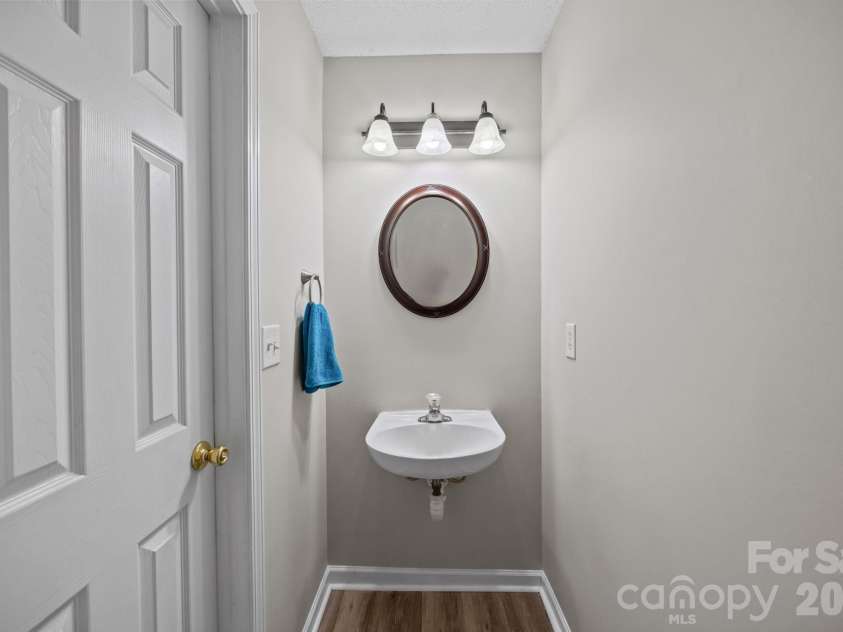 11540 Briddle Hall Court, Charlotte, NC 28214.  MLS# CAR4372914, YatesRealty ID 17119. 