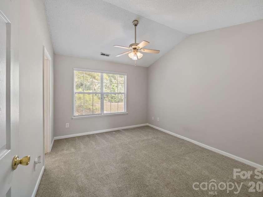 11540 Briddle Hall Court, Charlotte, NC 28214.  MLS# CAR4372914, YatesRealty ID 17119. 