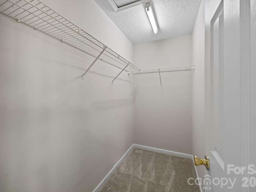 11540 Briddle Hall Court, Charlotte, NC 28214.  MLS# CAR4372914, YatesRealty ID 17119. 