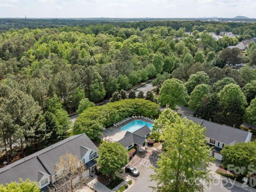 11540 Briddle Hall Court, Charlotte, NC 28214.  MLS# CAR4372914, YatesRealty ID 17119. 