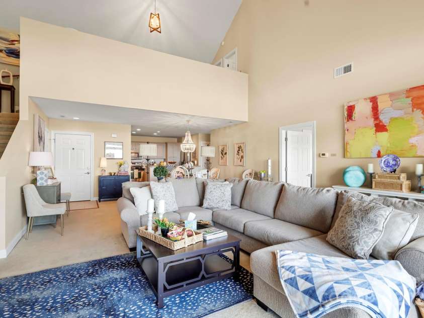 143 Wildflower Lane, Sugar Mountain, NC 28604.  MLS# CAR4256930, YatesRealty ID 17119. 