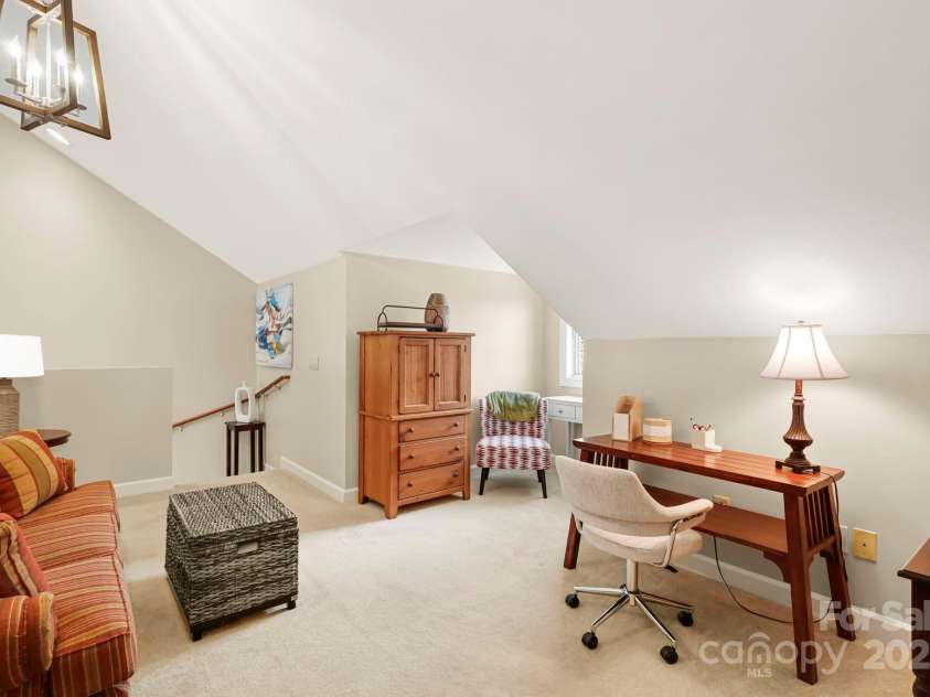 143 Wildflower Lane, Sugar Mountain, NC 28604.  MLS# CAR4256930, YatesRealty ID 17119. 