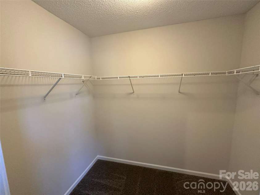 5227 Magnolia Tree Lane, Charlotte, NC 28215.  MLS# CAR4337349, YatesRealty ID 1712. 