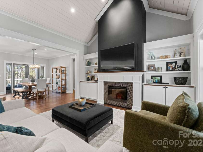 4300 Gail Lane, Concord, NC 28027.  MLS# CAR4235671, YatesRealty ID 17120. 