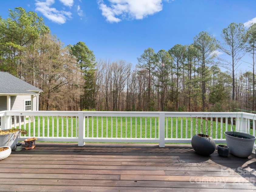 4300 Gail Lane, Concord, NC 28027.  MLS# CAR4235671, YatesRealty ID 17120. 
