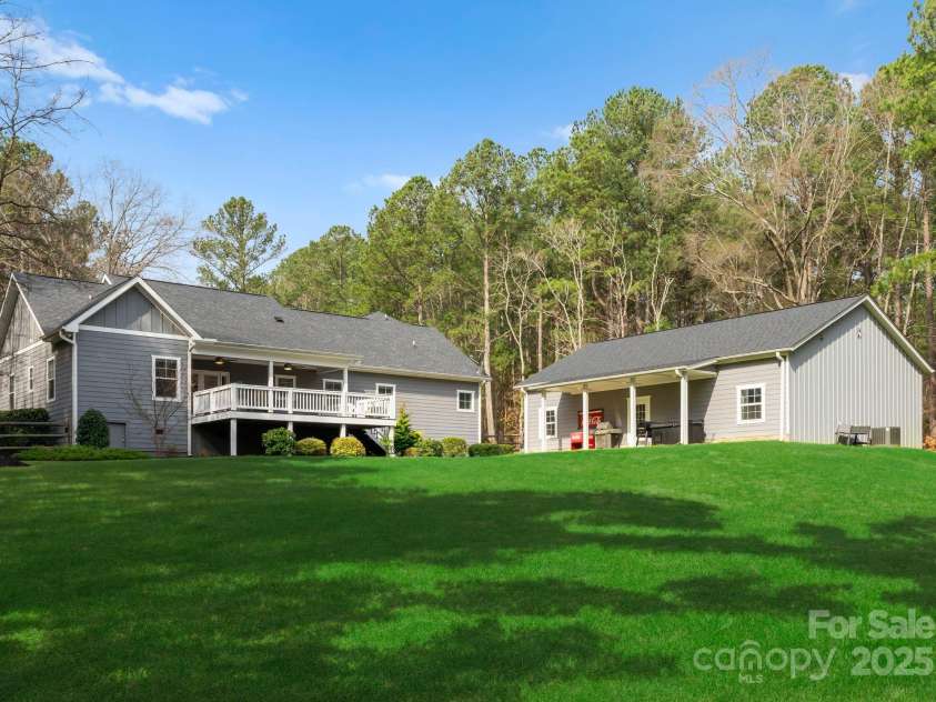 4300 Gail Lane, Concord, NC 28027.  MLS# CAR4235671, YatesRealty ID 17120. 