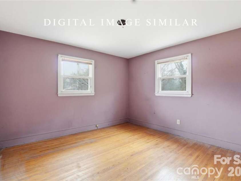 3029 Cresthill Drive, Charlotte, NC 28212.  MLS# CAR4365571, YatesRealty ID 17122. 