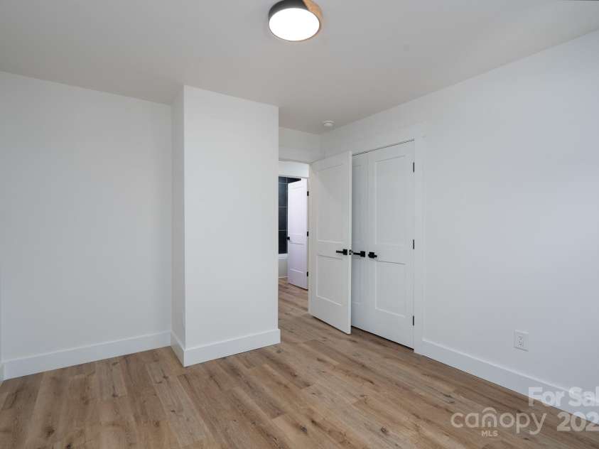 1524 Enochville Road, Kannapolis, NC 28081.  MLS# CAR4266857, YatesRealty ID 17126. 