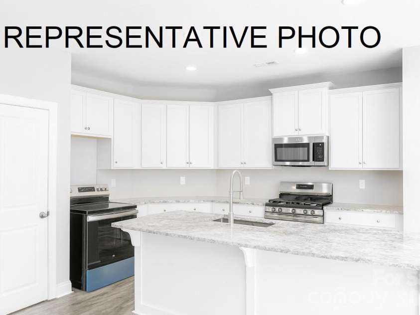 270 Corrie Ann Drive, Concord, NC 28027.  MLS# CAR4367681, YatesRealty ID 17126. Gourmet Kitchen