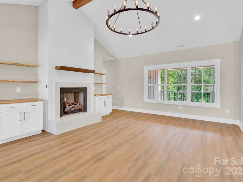 124 Starboard Lane, Statesville, NC 28677.  MLS# CAR4255659, YatesRealty ID 17128. 