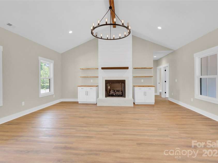 124 Starboard Lane, Statesville, NC 28677.  MLS# CAR4255659, YatesRealty ID 17128. 