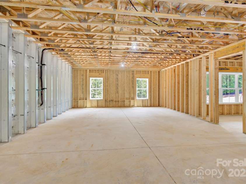 124 Starboard Lane, Statesville, NC 28677.  MLS# CAR4255659, YatesRealty ID 17128. 