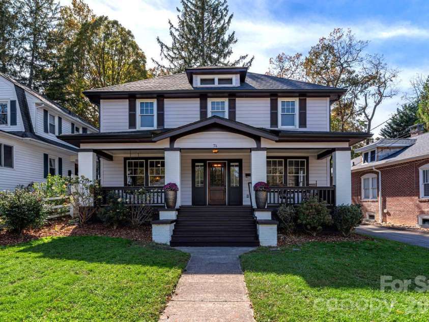 74 Linden Avenue, Asheville, NC 28801.  MLS# CAR4309406, YatesRealty ID 17128. 74 Linden Avenue