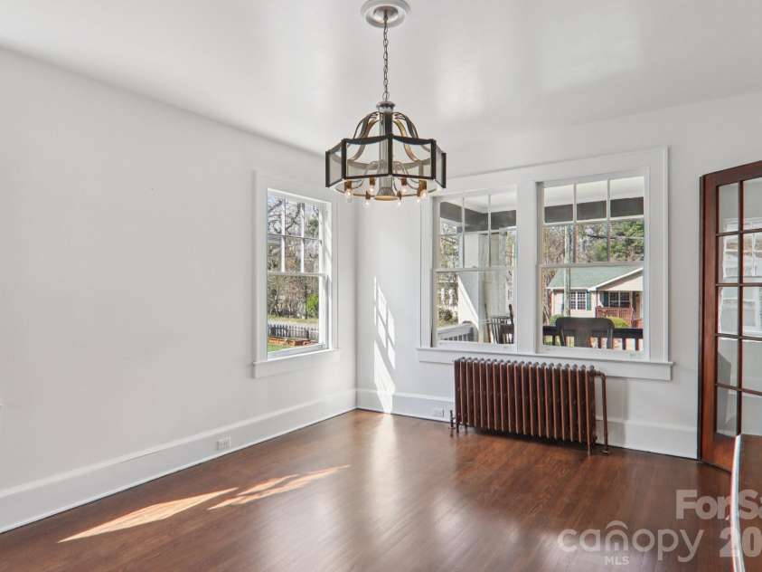 74 Linden Avenue, Asheville, NC 28801.  MLS# CAR4309406, YatesRealty ID 17128. North East Facing 