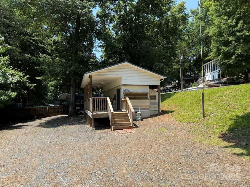 104 Deer Park Road, Mount Gilead, NC 27306.  MLS# CAR4266891, YatesRealty ID 17129. 