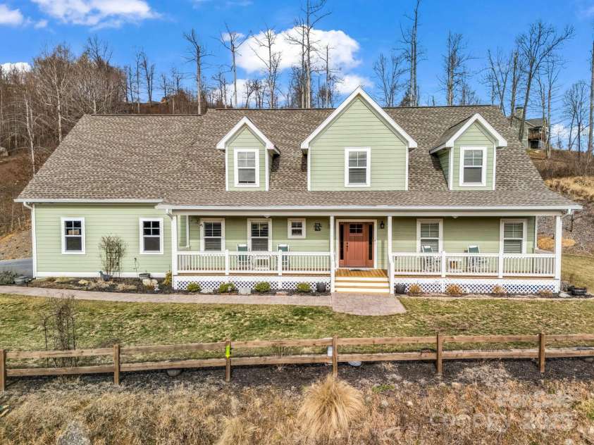 134 Willow Stone Way, Hendersonville, NC 28792.  MLS# CAR4223201, YatesRealty ID 1713. 