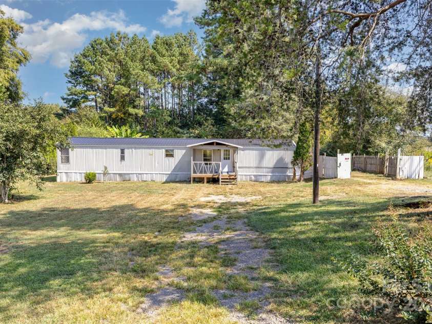 364 Paraham Road, York, SC 29745.  MLS# CAR4305664, YatesRealty ID 1713. 