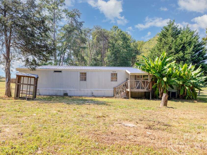 364 Paraham Road, York, SC 29745.  MLS# CAR4305664, YatesRealty ID 1713. 