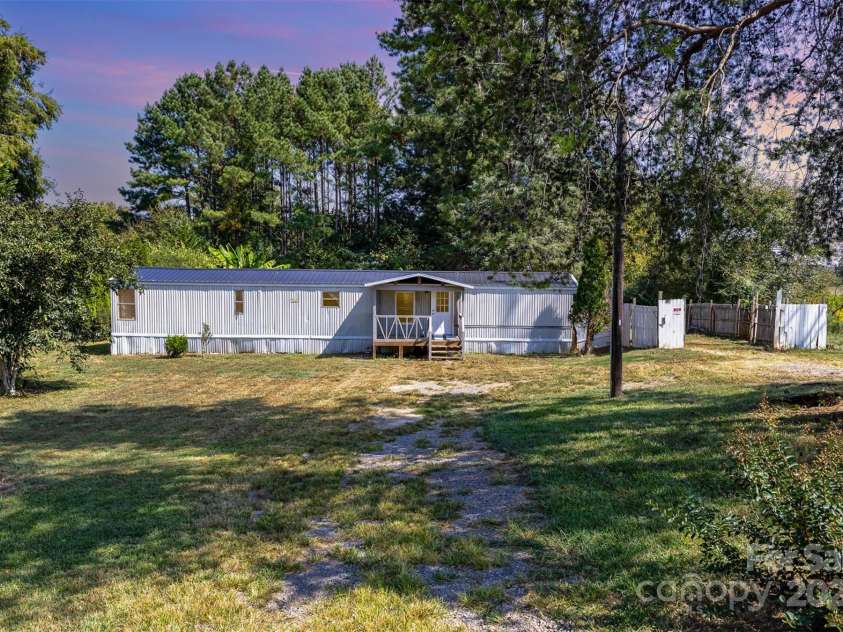 364 Paraham Road, York, SC 29745.  MLS# CAR4305664, YatesRealty ID 1713. 