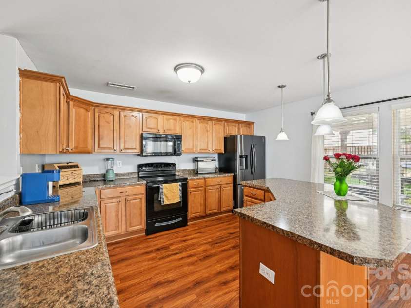 104 Emily Crest Lane, Rock Hill, SC 29730.  MLS# CAR4353293, YatesRealty ID 17130. 