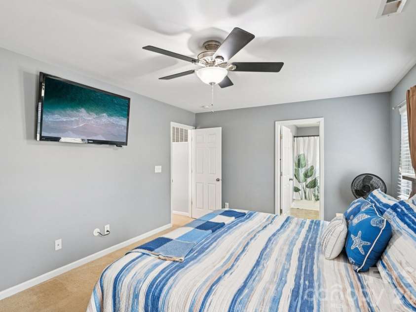 104 Emily Crest Lane, Rock Hill, SC 29730.  MLS# CAR4353293, YatesRealty ID 17130. 