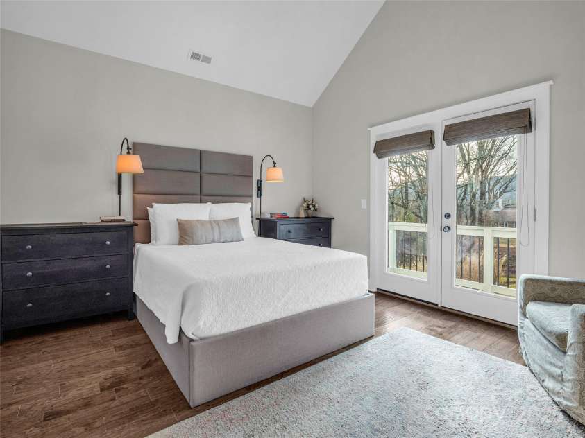 16 Tudor Way, Black Mountain, NC 28711.  MLS# CAR4183920, YatesRealty ID 17130. 