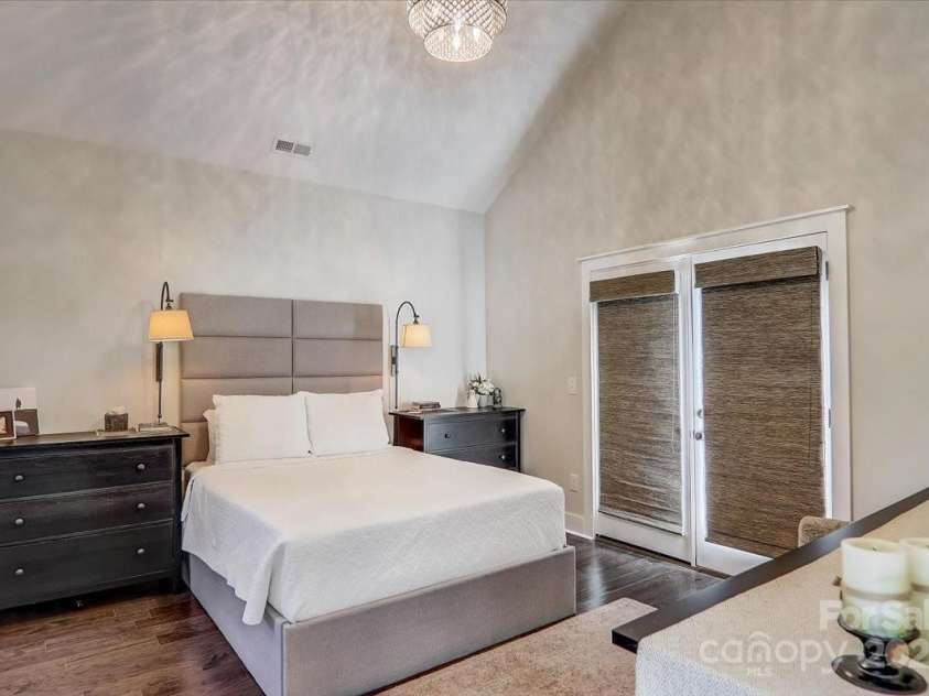 16 Tudor Way, Black Mountain, NC 28711.  MLS# CAR4183920, YatesRealty ID 17130. 