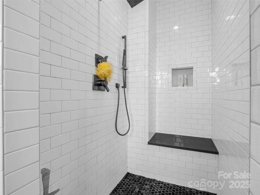 16 Tudor Way, Black Mountain, NC 28711.  MLS# CAR4183920, YatesRealty ID 17130. 