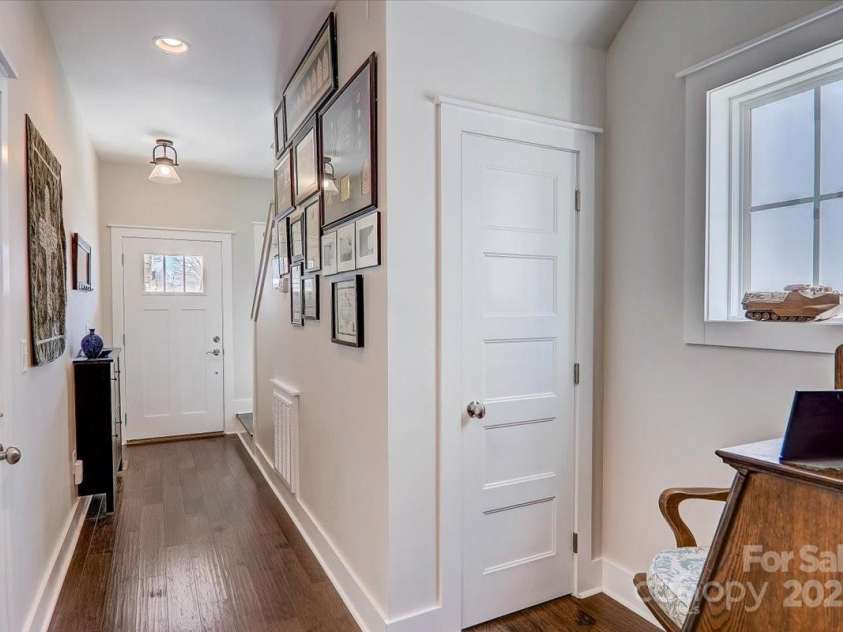 16 Tudor Way, Black Mountain, NC 28711.  MLS# CAR4183920, YatesRealty ID 17130. 