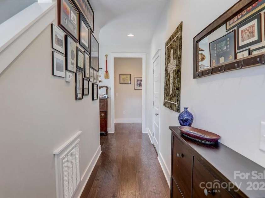 16 Tudor Way, Black Mountain, NC 28711.  MLS# CAR4183920, YatesRealty ID 17130. 