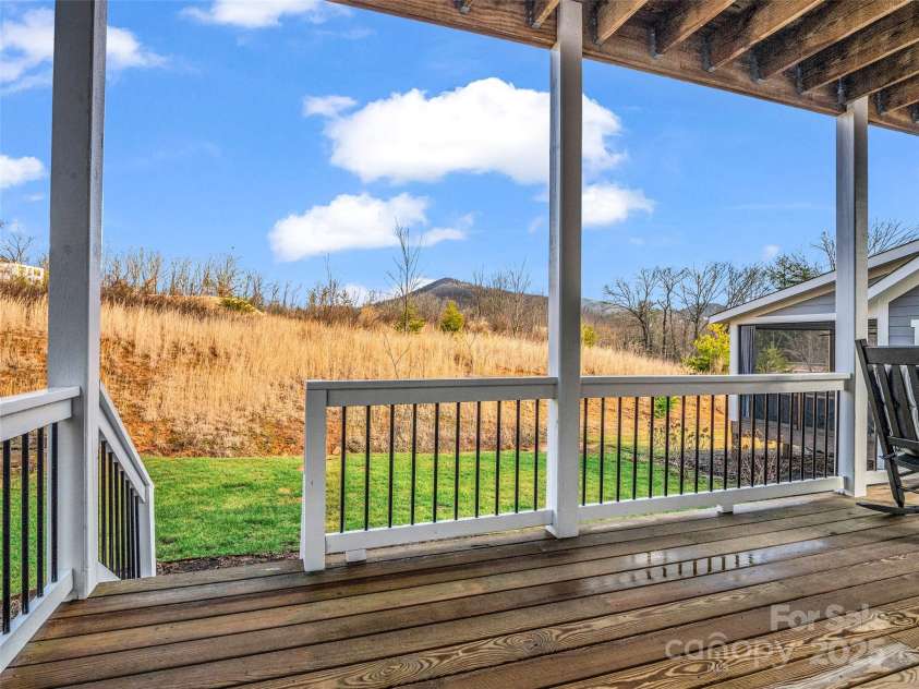 16 Tudor Way, Black Mountain, NC 28711.  MLS# CAR4183920, YatesRealty ID 17130. 