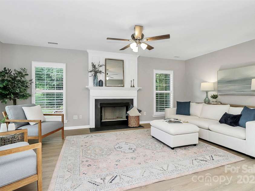 101 Creekside Drive, Fort Mill, SC 29715.  MLS# CAR4255323, YatesRealty ID 17132. 