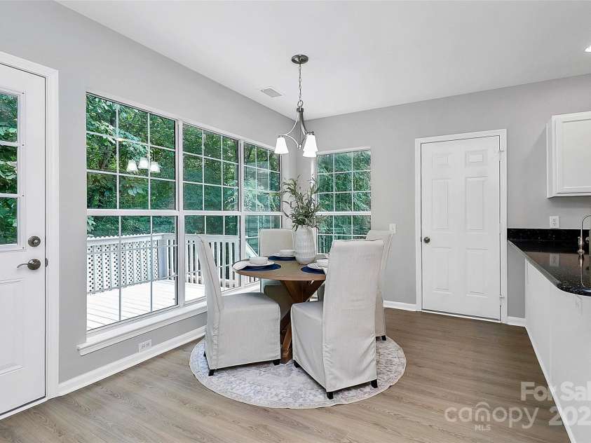 101 Creekside Drive, Fort Mill, SC 29715.  MLS# CAR4255323, YatesRealty ID 17132. 