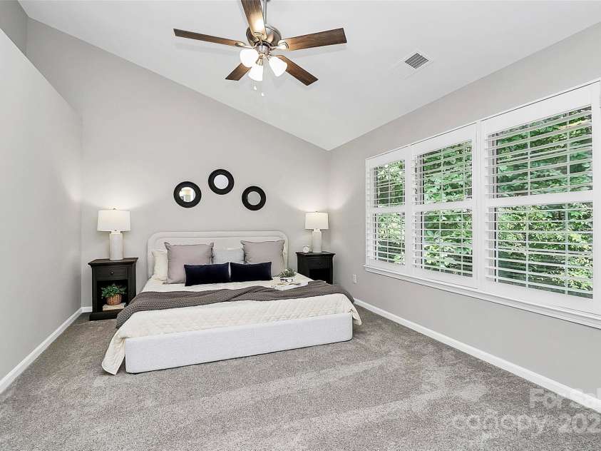 101 Creekside Drive, Fort Mill, SC 29715.  MLS# CAR4255323, YatesRealty ID 17132. 