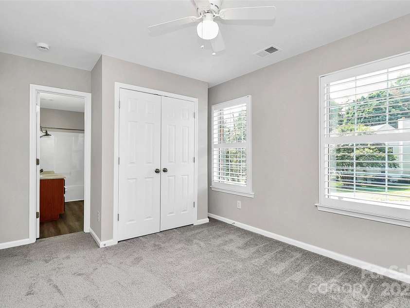 101 Creekside Drive, Fort Mill, SC 29715.  MLS# CAR4255323, YatesRealty ID 17132. 