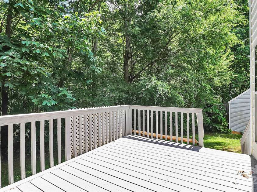 101 Creekside Drive, Fort Mill, SC 29715.  MLS# CAR4255323, YatesRealty ID 17132. 