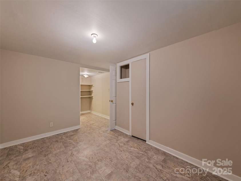 88 Laurel Loop, Maggie Valley, NC 28751.  MLS# CAR4272495, YatesRealty ID 17133. 
