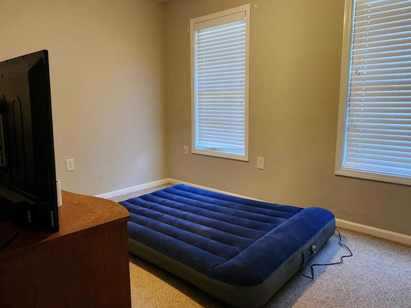 1020 Rosewood Drive, Dallas, NC 28034.  MLS# CAR4376495, YatesRealty ID 17134. 2nd Bedroom Unit A