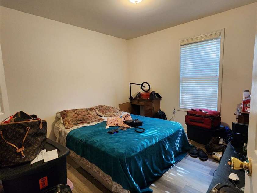 1020 Rosewood Drive, Dallas, NC 28034.  MLS# CAR4376495, YatesRealty ID 17134. 2nd Bedroom Unit B
