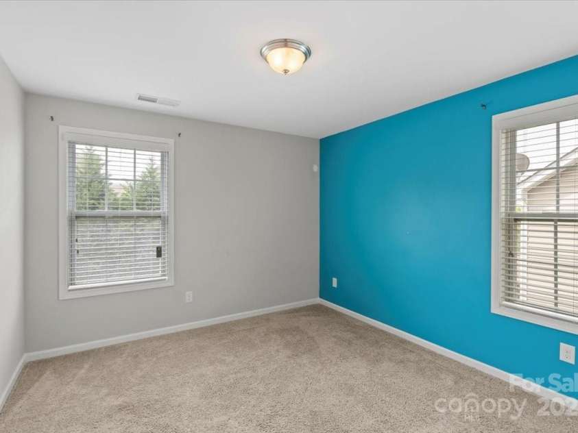 8347 Dallas Bay Road, Charlotte, NC 28278.  MLS# CAR4257811, YatesRealty ID 17134. 