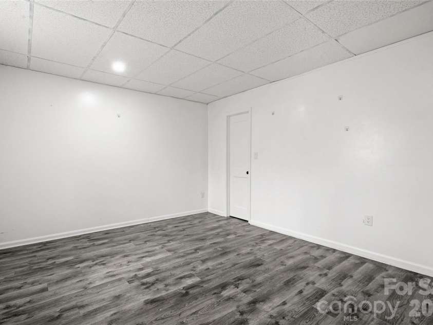 103 Starmount Drive, Kings Mountain, NC 28086.  MLS# CAR4349597, YatesRealty ID 17135. Basement Room 2