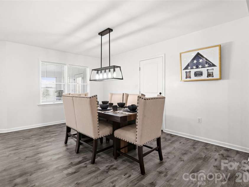 103 Starmount Drive, Kings Mountain, NC 28086.  MLS# CAR4349597, YatesRealty ID 17135. Dining Area