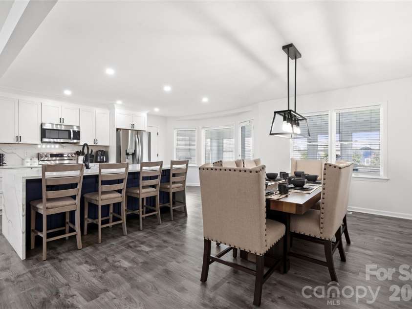 103 Starmount Drive, Kings Mountain, NC 28086.  MLS# CAR4349597, YatesRealty ID 17135. Kitchen/Dining Area