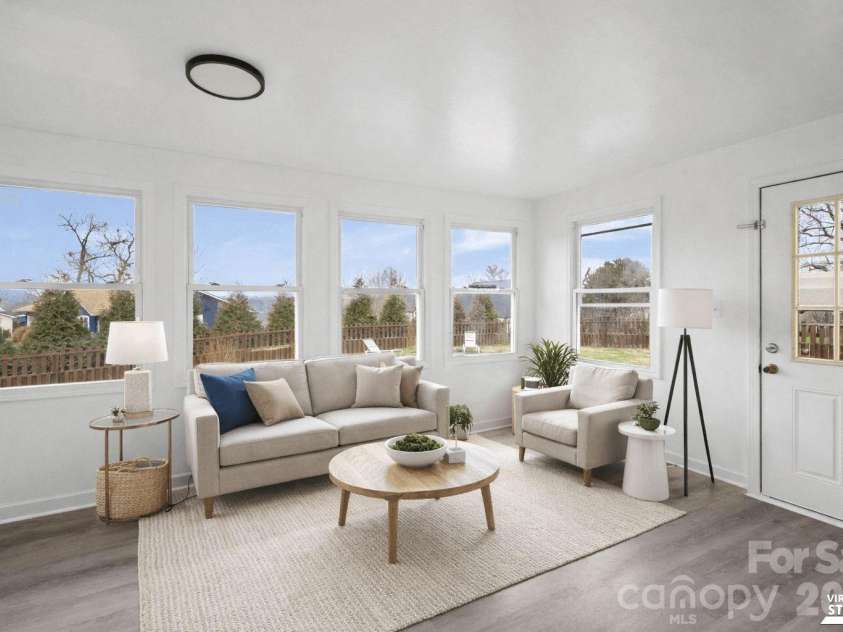 103 Starmount Drive, Kings Mountain, NC 28086.  MLS# CAR4349597, YatesRealty ID 17135. Virtually Staged Sunroom with Waterviews