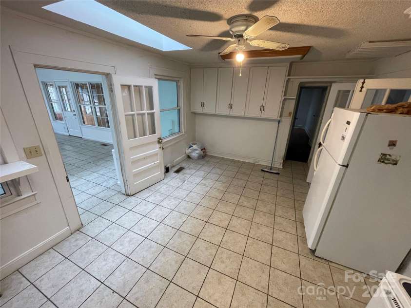 10516 Hambright Road, Huntersville, NC 28078.  MLS# CAR4234439, YatesRealty ID 17138. 